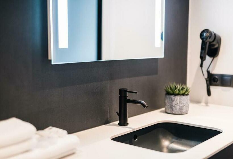 اتاق لوکس, Maestro Design