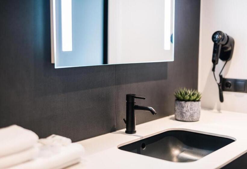 آپارتمان لوکس 1 خوابه, Maestro Design