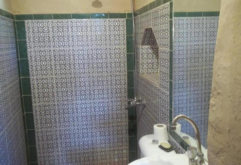 اتاق استاندارد یک نفره, Nour El Balad