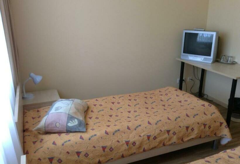 اتاق استاندارد یک نفره, Olimpiska Centra Ventspils