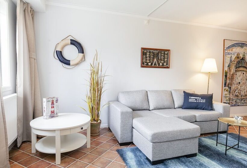 ジュニアスイート, Slottsgården