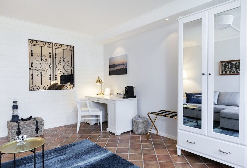 ジュニアスイート, Slottsgården