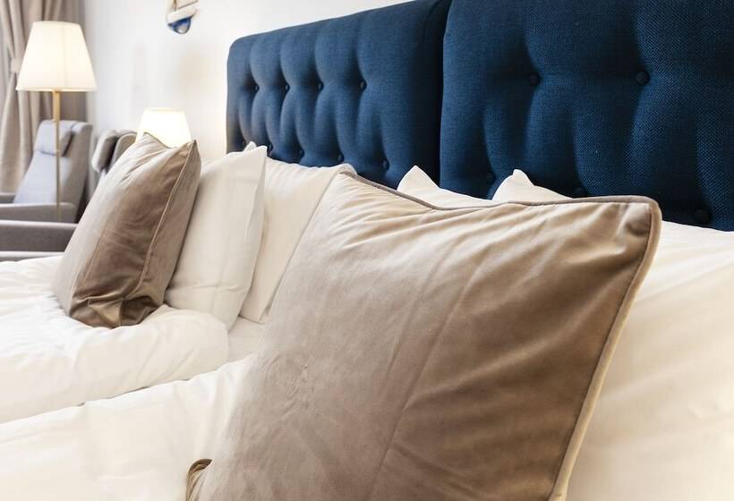 スーペリアールーム, Slottsgården