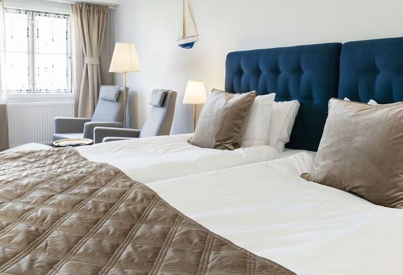 スーペリアールーム, Slottsgården