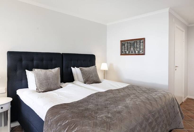 スーペリアールーム, Slottsgården