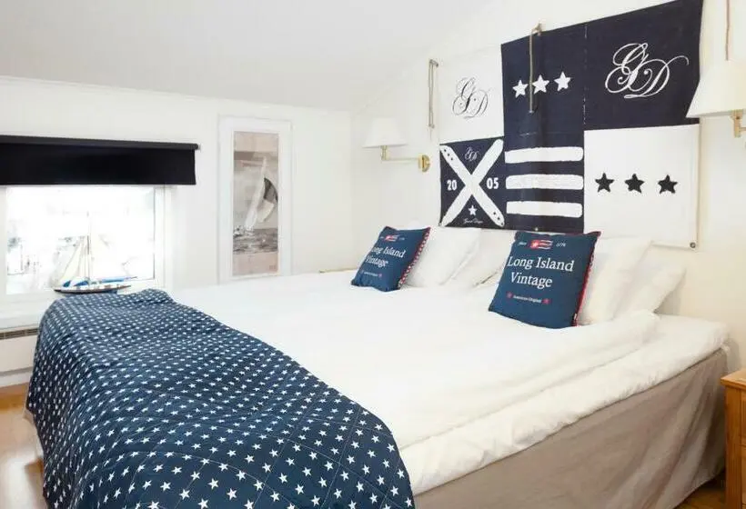 Standard-huone, Slottsgården