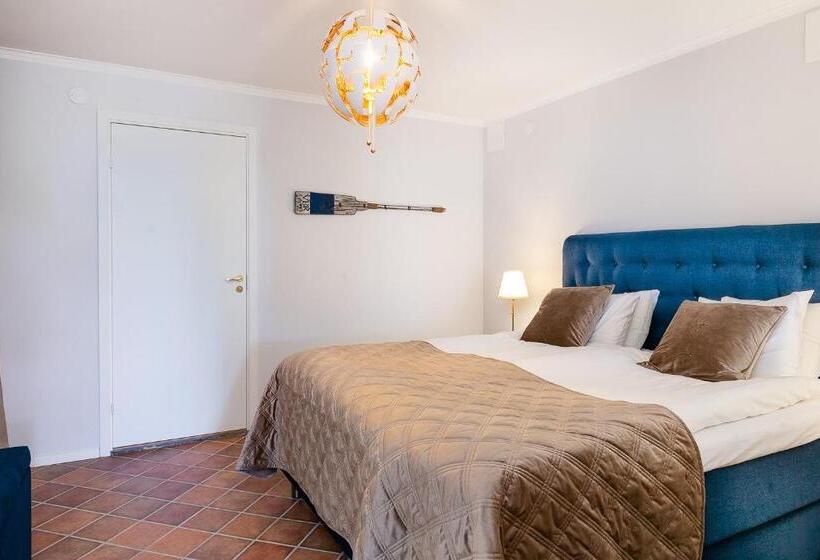 ジュニアスイート, Slottsgården