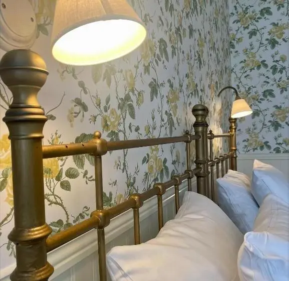 Deluxe-huone, Slottsgården