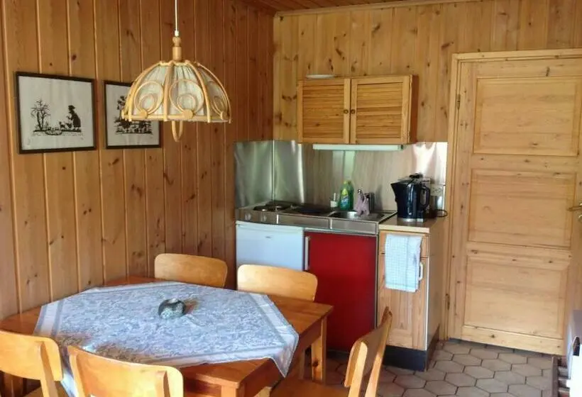Huoneisto 1 Makuuhuone, Smedsgården