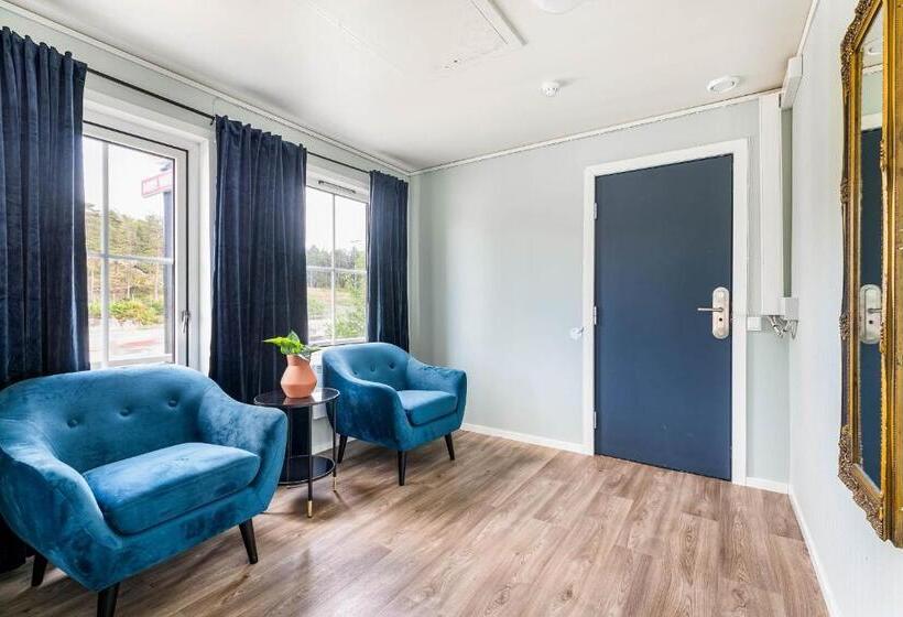 اتاق خانوادگی, Storebaug Hotell & Kro