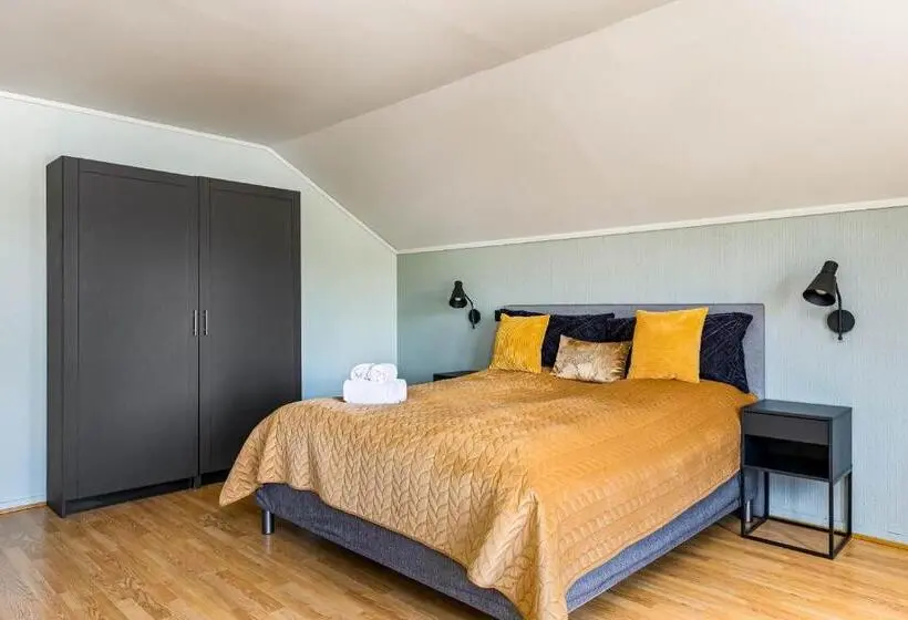 Sviitti, Storebaug Hotell & Kro