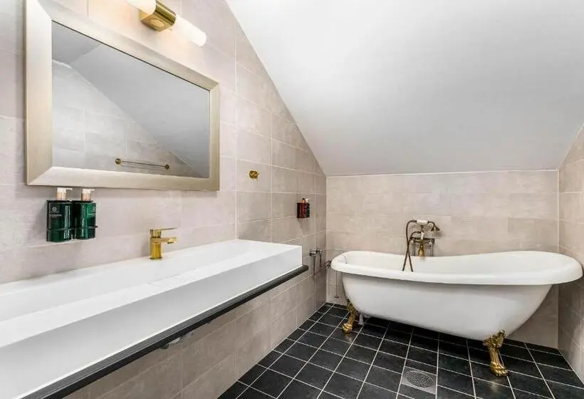 Sviitti, Storebaug Hotell & Kro
