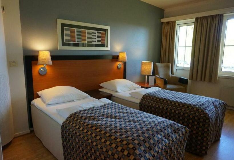 اتاق استاندارد یک نفره, Storebaug Hotell & Kro