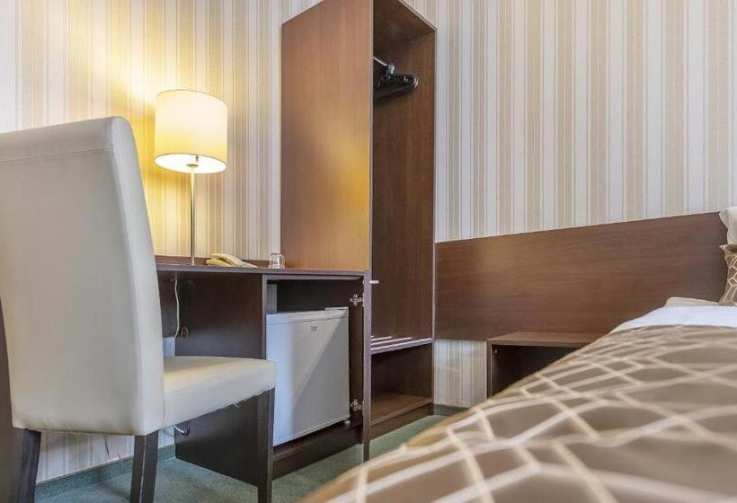 اتاق خانوادگی, Vilnius City