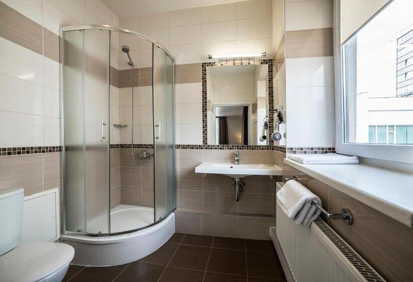 اتاق لوکس, Vilnius City