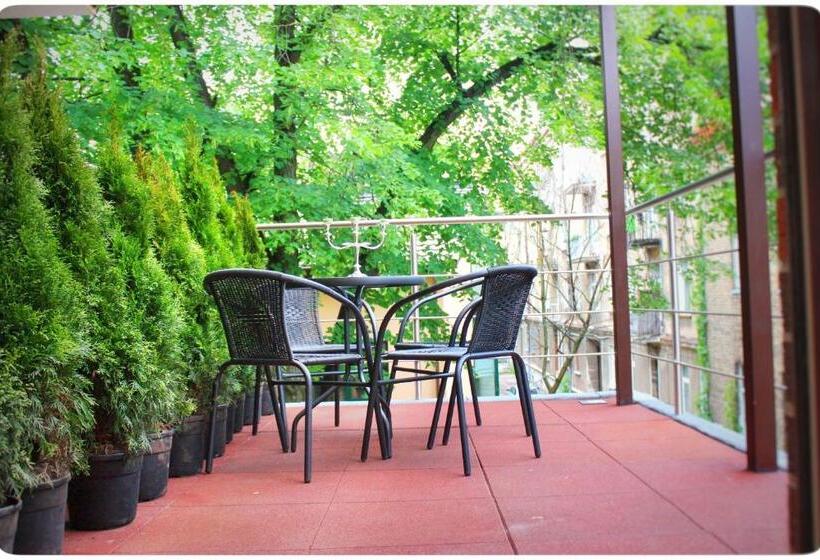 آپارتمان لوکس 1 خوابه, Vivulskis Apart