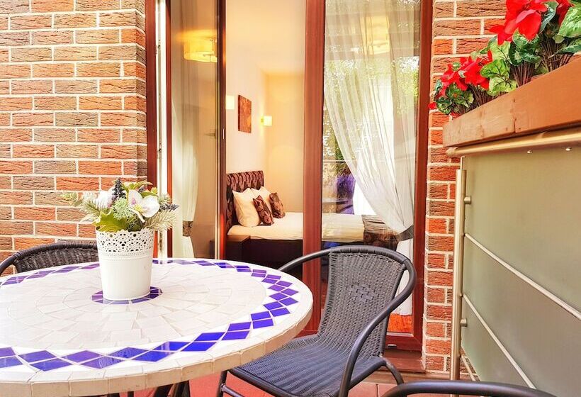 آپارتمان لوکس 1 خوابه, Vivulskis Apart