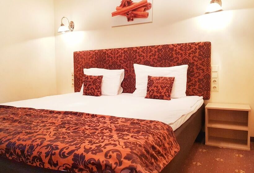 سوییت جونیور, Vivulskis Apart