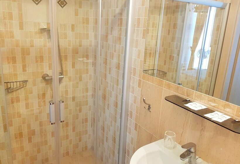 اتاق استاندارد, Vivulskis Apart