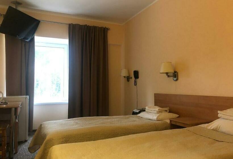 اتاق استاندارد, Yes