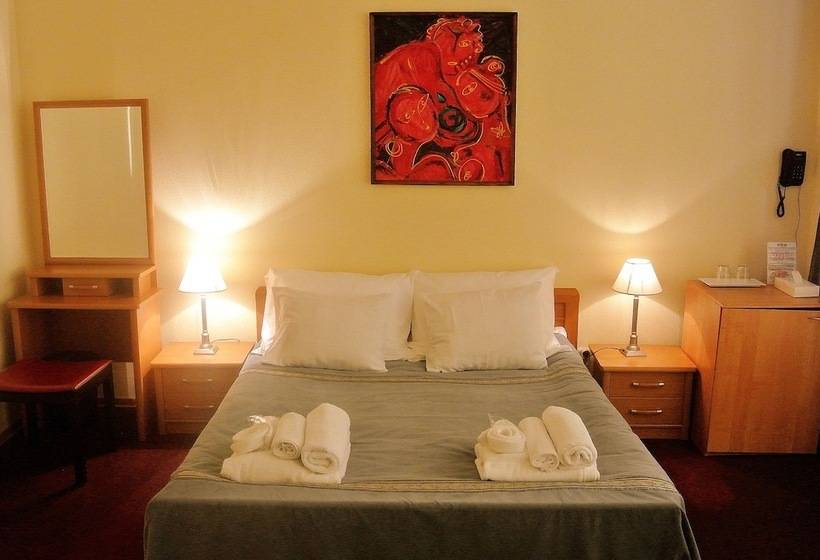 اتاق استاندارد, Yes