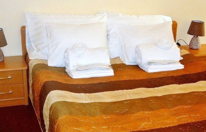 اتاق استاندارد, Yes