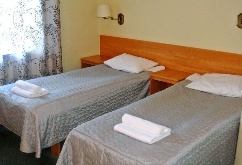 اتاق استاندارد, Yes