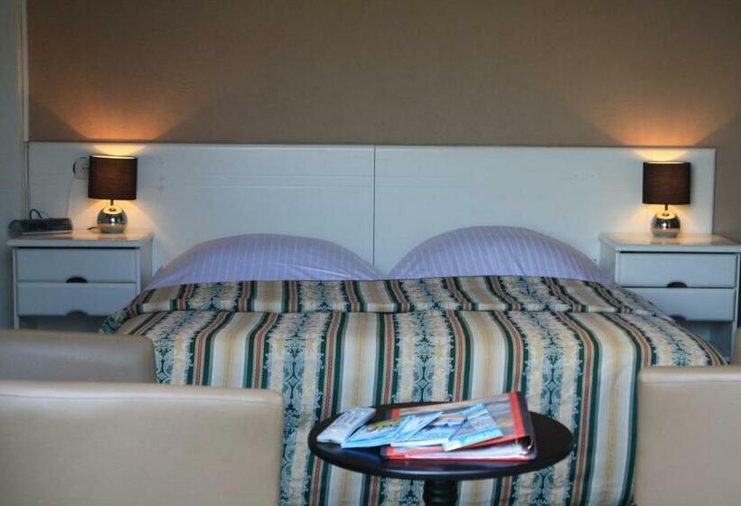 스탠다드 룸, Zee En Duin