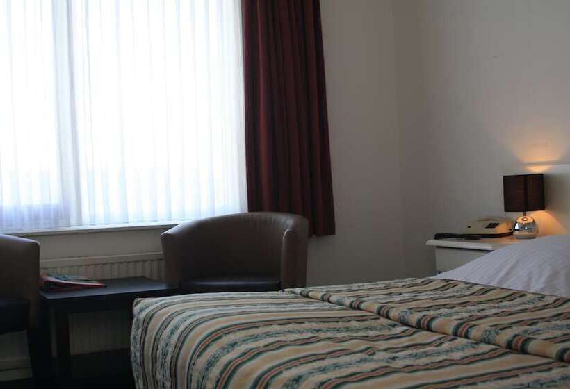 스탠다드 룸, Zee En Duin