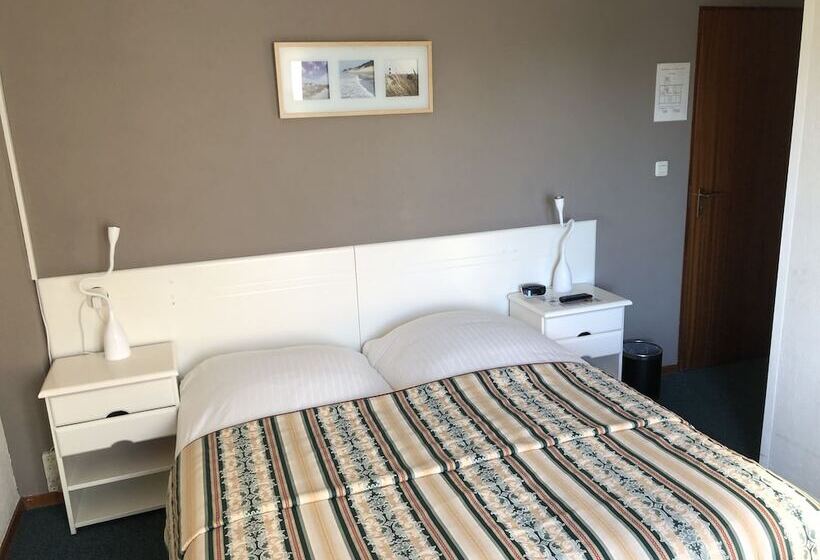 스탠다드 룸, Zee En Duin