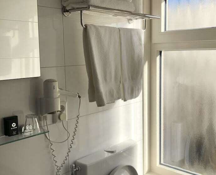 스탠다드 룸, Zee En Duin