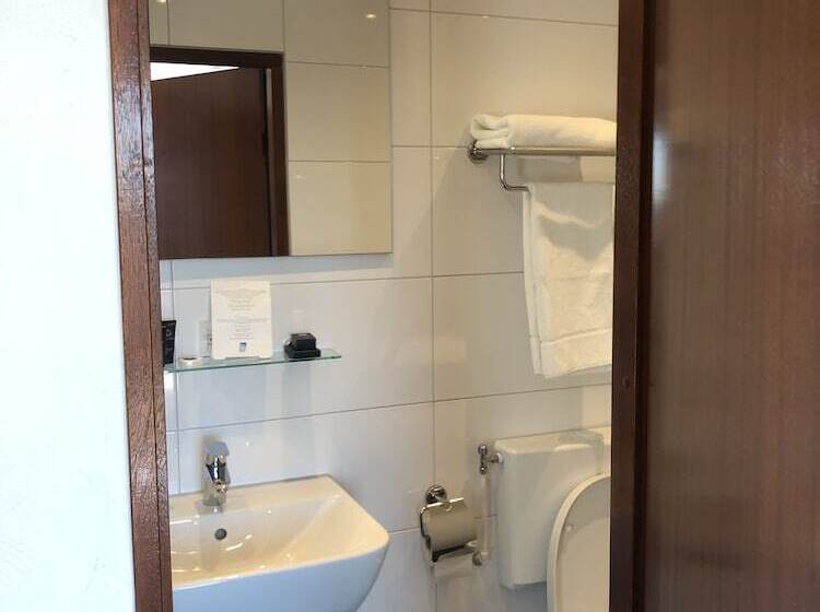 스탠다드 싱글 룸, Zee En Duin