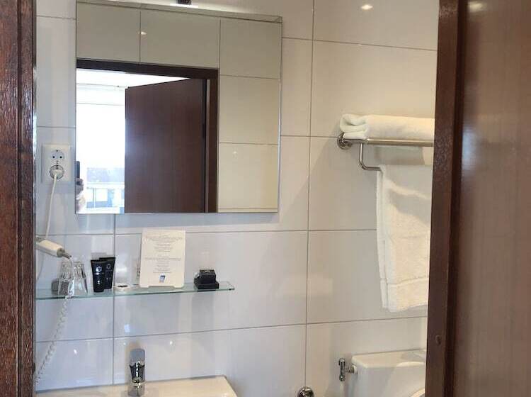 스탠다드 싱글 룸, Zee En Duin