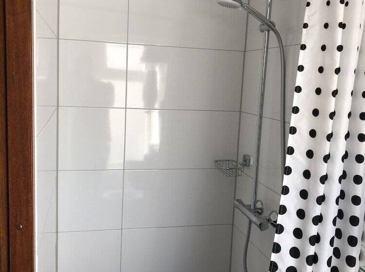 스탠다드 룸, Zee En Duin