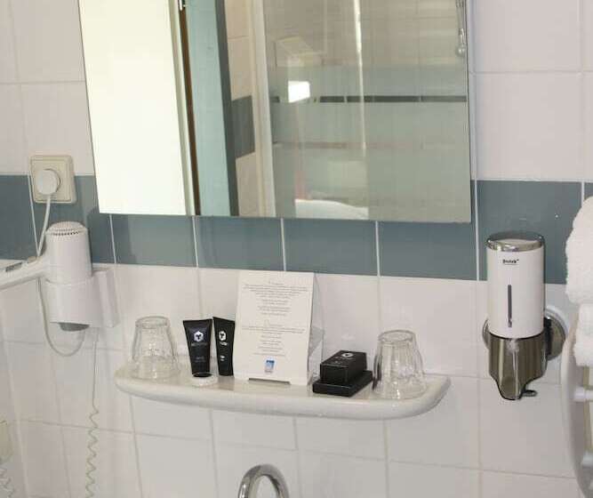 스탠다드 트리플 룸, Zee En Duin