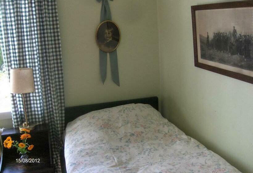 Номер Стандарт Индивидуальный Совместная Ванная, Mälby Säteri B&b