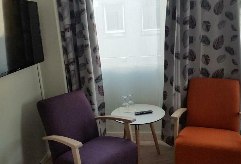 Номер Стандарт, Corner Hotell
