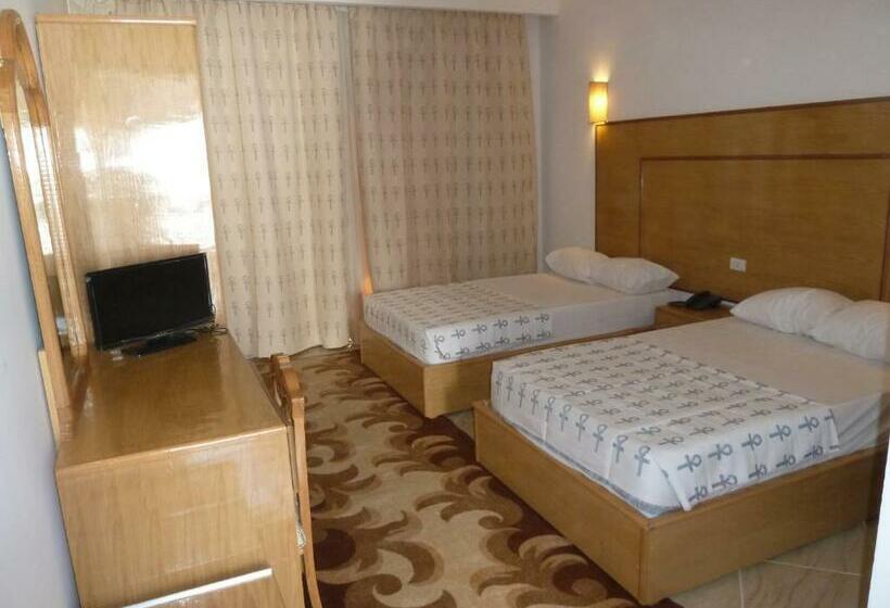 اتاق استاندارد با چشمانداز استخر, House Of Life Abydos