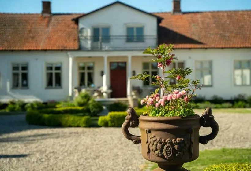 スタンダードトリプルルーム, Svabesholms Kungsgårds B&b Och Pensionat Stenshuvud