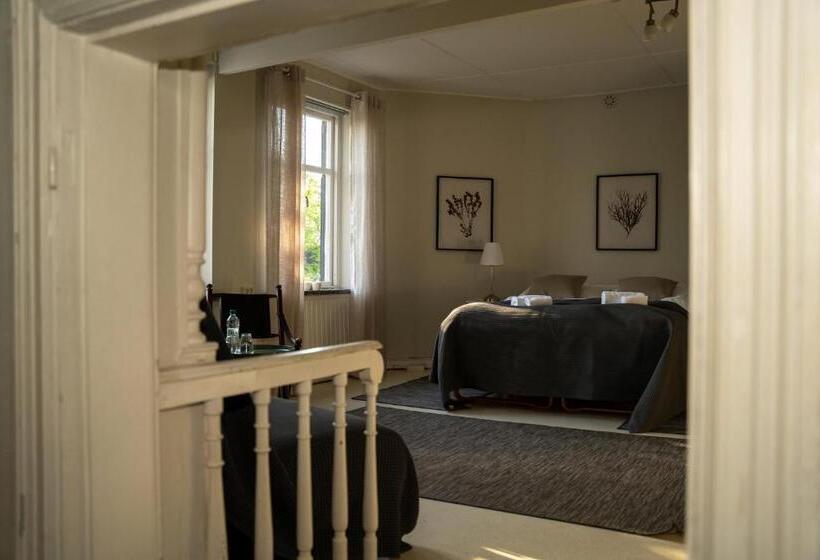 Семейный Номер, Svabesholms Kungsgårds B&b Och Pensionat Stenshuvud