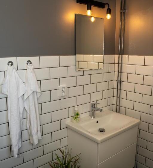 ファミリールーム, Svabesholms Kungsgårds B&b Och Pensionat Stenshuvud