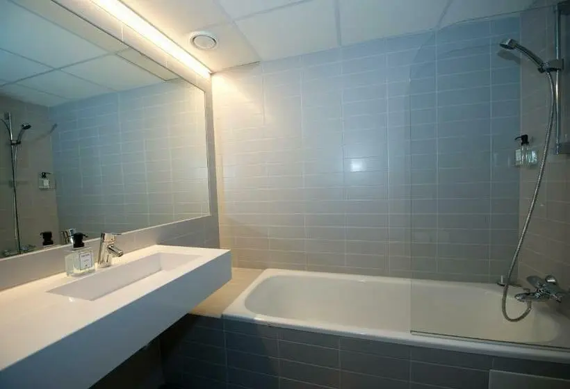 スタンダードルーム, Svalbard Hotell | Polfareren