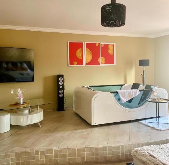 带2个卧室的公寓, Wellness Hotel Beethoven