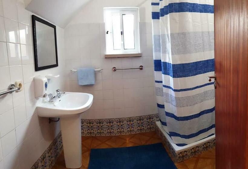 Студия Стандарт, Guesthouse Of Alcobaça
