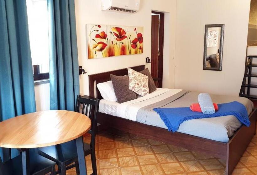 Студия Стандарт, Guesthouse Of Alcobaça