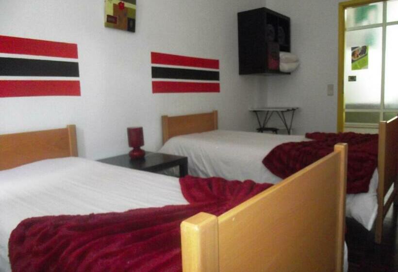 バス共有のスタンダードルーム, Hi Aveiro – Pousada De Juventude