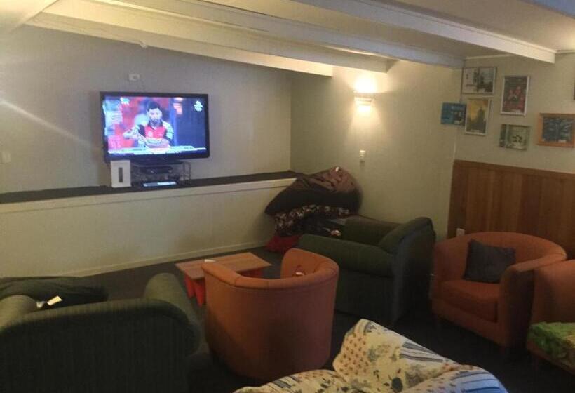 חדר סטנדרט לארבעה, Ivorytowers Accommodation