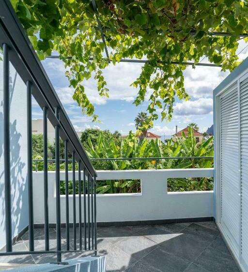 スタンダードルーム, Madeira Surf Camp