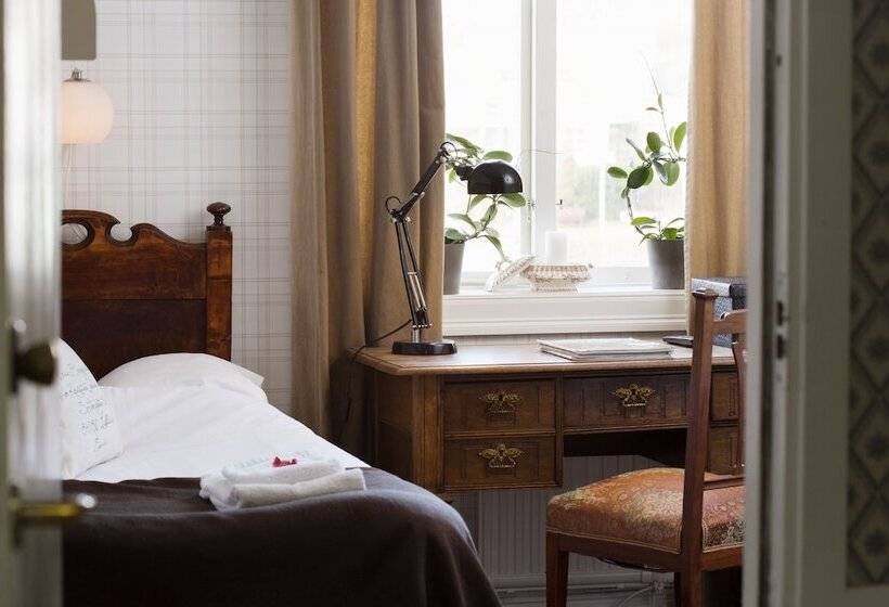 四人标准间, Strandvillan Hotell Och Bed & Breakfast