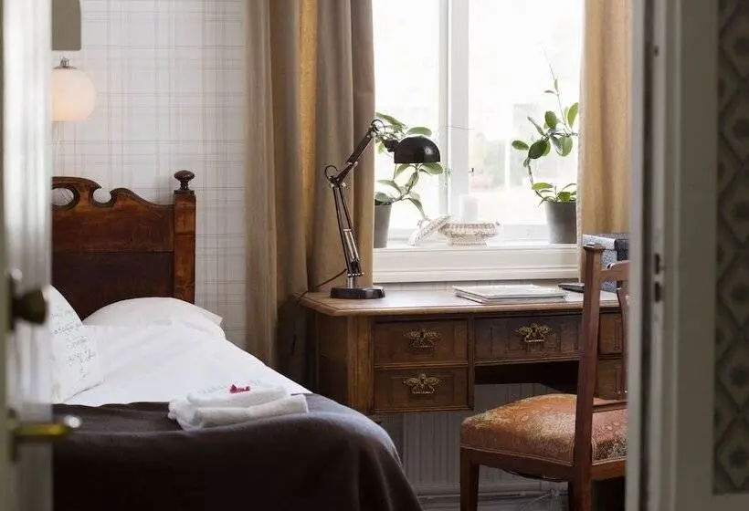 スタンダード4人部屋, Strandvillan Hotell Och Bed & Breakfast